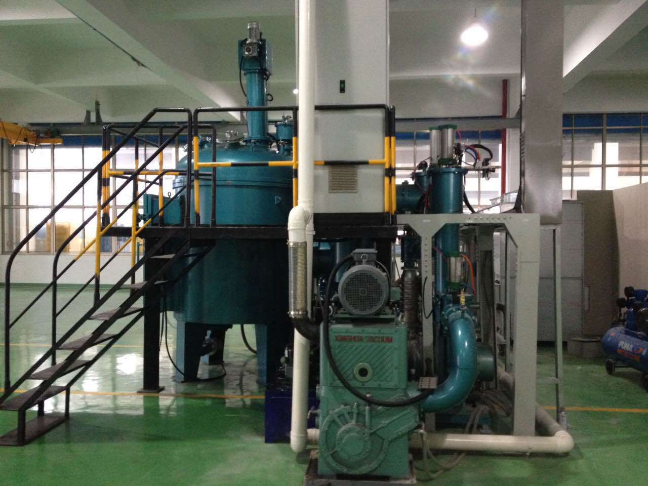 industrial vacuum furnaceSome of the advantages of a vacuum furnace