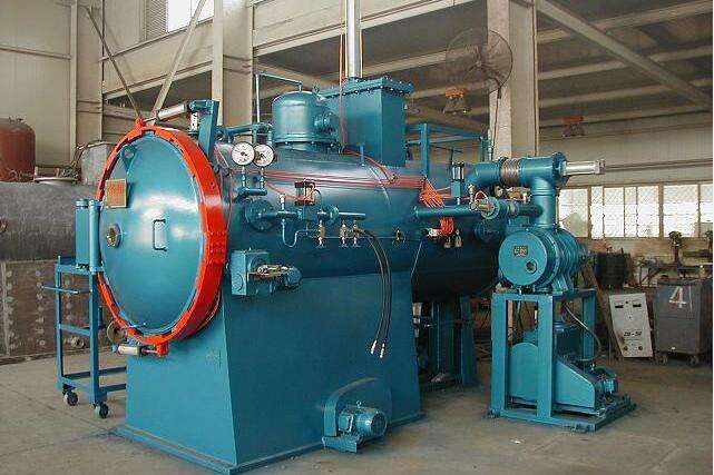 vacuum hot pressing furnace