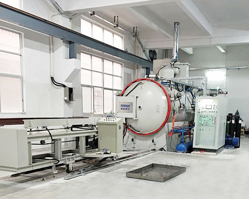 Oil quenching vacuum furnace